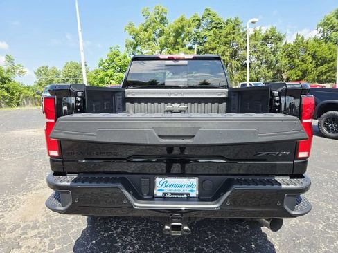 New 2026 Chevrolet Silverado 2500 ZR2 w/ LPO, Dark Essentials Package AWD/4WD image 13
