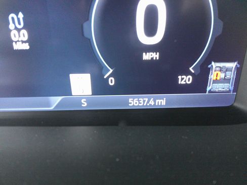 Used 2025 Ford F150 Lightning Lariat image 27