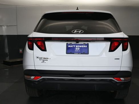 Used 2024 Hyundai Tucson SE image 16