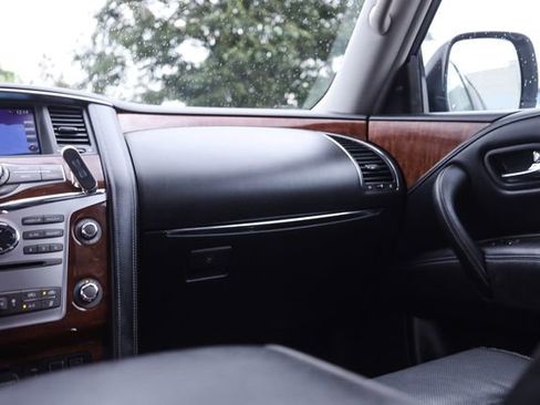 Used 2018 INFINITI QX80 4WD w/ Driver Assistance Package image 22