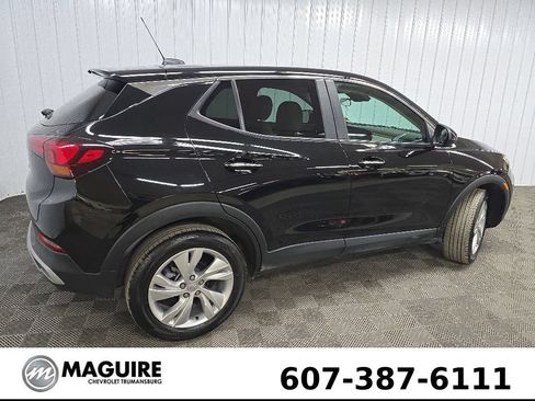 Used 2024 Buick Encore GX Preferred AWD/4WD image 3