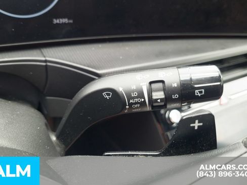 Used 2025 Hyundai Santa Fe Calligraphy FWD image 14