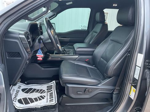 Used 2022 Ford F150 XLT w/ Equipment Group 302A High image 8