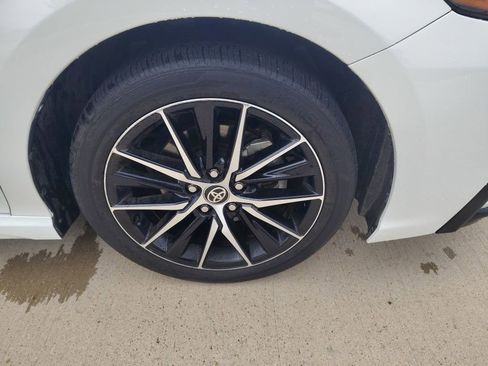 Used 2024 Toyota Camry SE FWD image 13