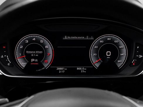 Used 2022 Audi A8 L 3.0T w/ Luxury Package image 28