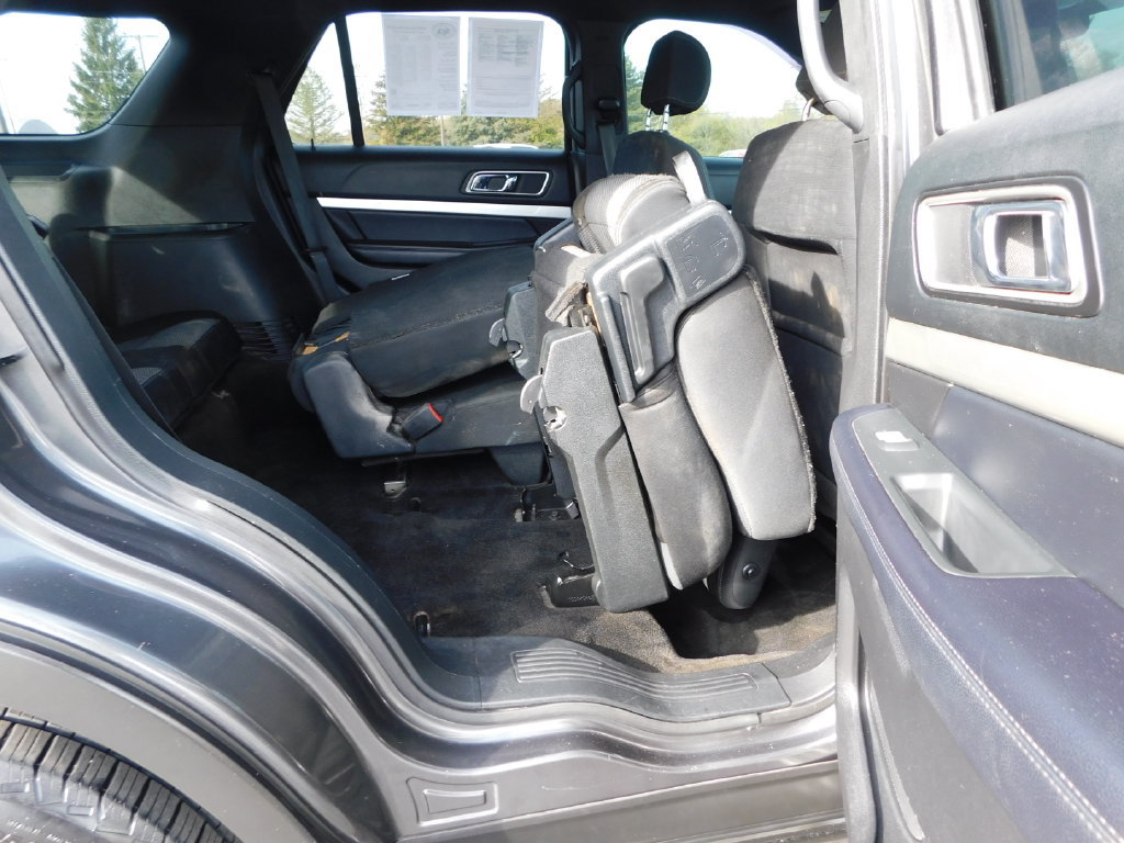 Used 2017 Ford Explorer XLT AWD/4WD image 31
