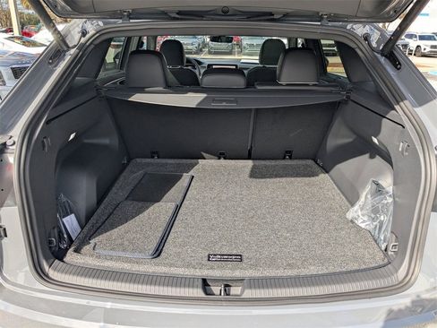 New 2026 Volkswagen Atlas Cross Sport SEL Premium R-Line image 16