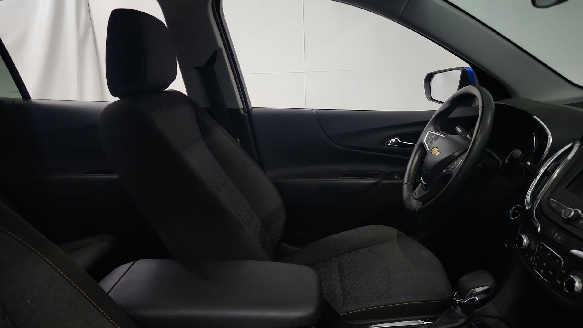 Certified 2024 Chevrolet Equinox LT w/ LPO, Floor Liner Package FWD image 29