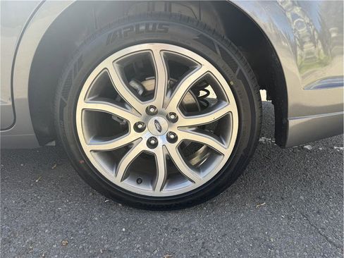 Used 2012 Ford Fusion SE image 14