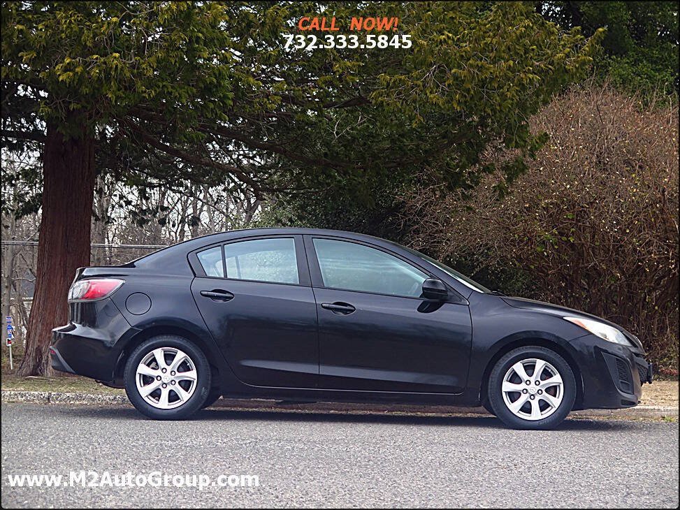 Used 2011 MAZDA MAZDA3 i Touring FWD image 16