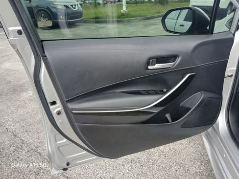 Used 2020 Toyota Corolla XSE image 42