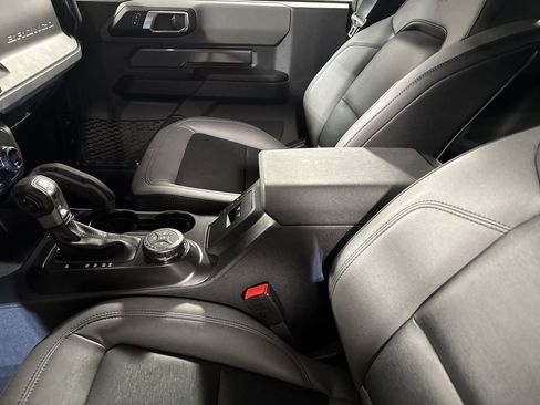 Used 2024 Ford Bronco Big Bend image 29