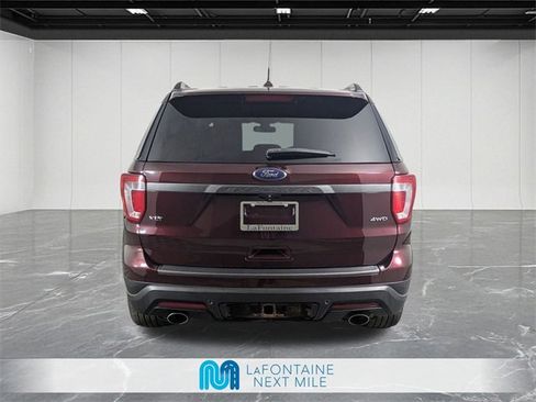 Used 2019 Ford Explorer XLT w/ Equipment Group 202A image 4