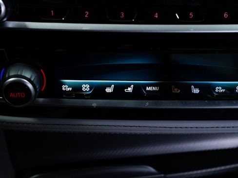 Used 2021 BMW M5 w/ Executive Package image 14