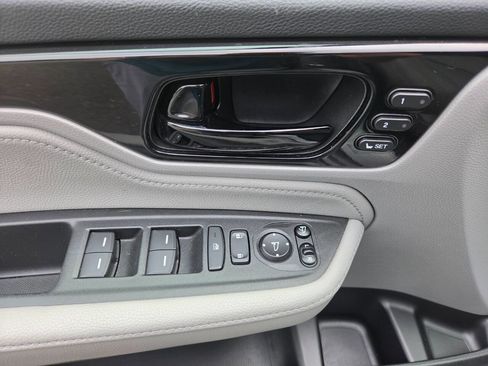 Used 2018 Honda Odyssey Elite image 18