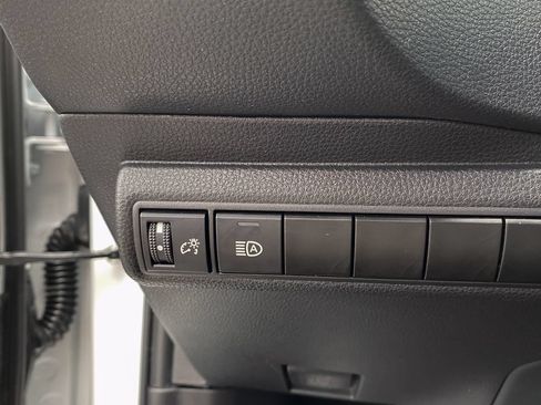 Used 2025 Toyota Corolla LE FWD image 27