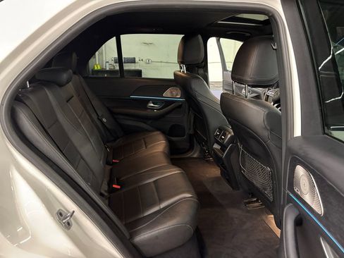 Used 2023 Mercedes-Benz GLE 350 4MATIC image 17