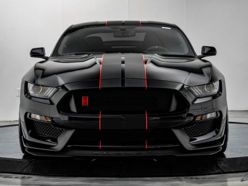 Used 2018 Ford Mustang Shelby GT350R w/ GT350R Equipment Group 920A RWD image 23