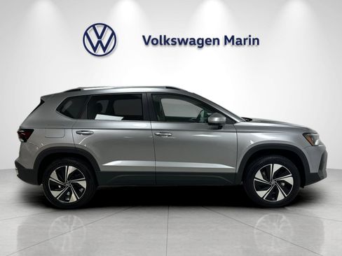 New 2026 Volkswagen Taos SE AWD/4WD image 6