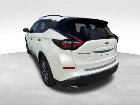 Used 2024 Nissan Murano SV AWD/4WD image 5