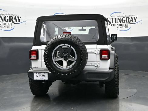 Used 2024 Jeep Wrangler Sport AWD/4WD image 6