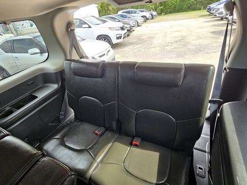 Used 2012 Nissan Pathfinder LE image 14
