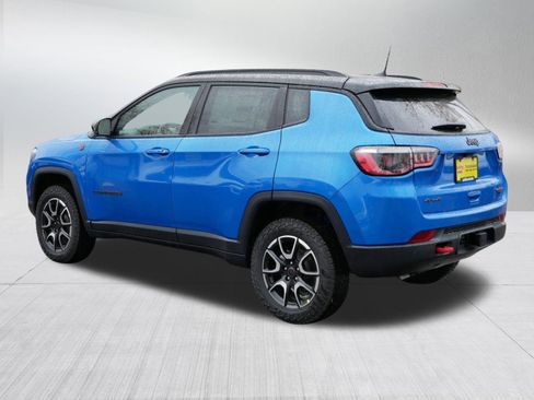New 2026 Jeep Compass Trailhawk w/ Trailer Tow Group image 5