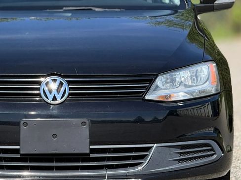 Used 2013 Volkswagen Jetta TDI image 12