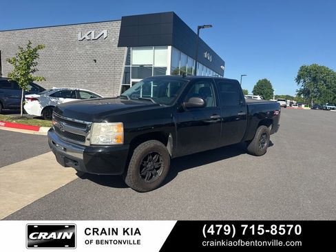 Used 2009 Chevrolet Silverado 1500 LT w/ Power Pack Plus AWD/4WD image 16