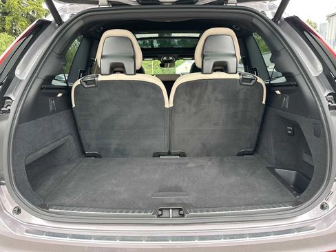 Used 2026 Volvo XC90 B6 Plus w/ Protection Package Premier AWD/4WD image 14