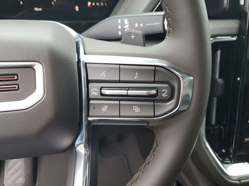 New 2026 GMC Yukon XL Elevation image 36