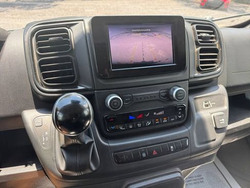 Used 2025 RAM ProMaster 2500 w/ Convenience Group FWD image 35