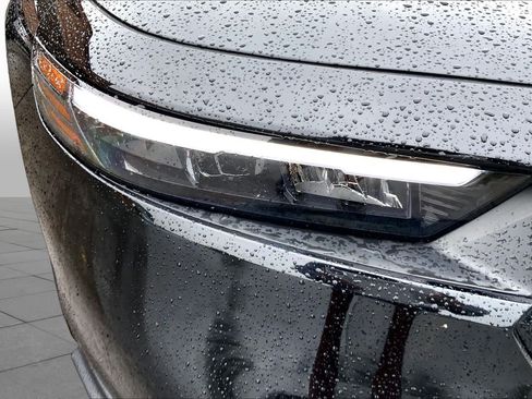 Used 2025 Honda Accord Sport image 28