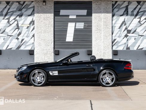 Used 2012 Mercedes-Benz SL 63 AMG image 8