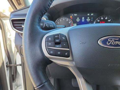 Certified 2023 Ford Explorer Limited image 12