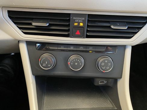 Used 2019 Volkswagen Jetta S image 19