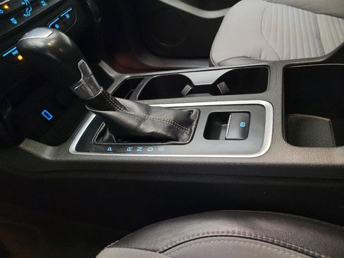 Used 2017 Ford Escape SE w/ Equipment Group 201A FWD image 26
