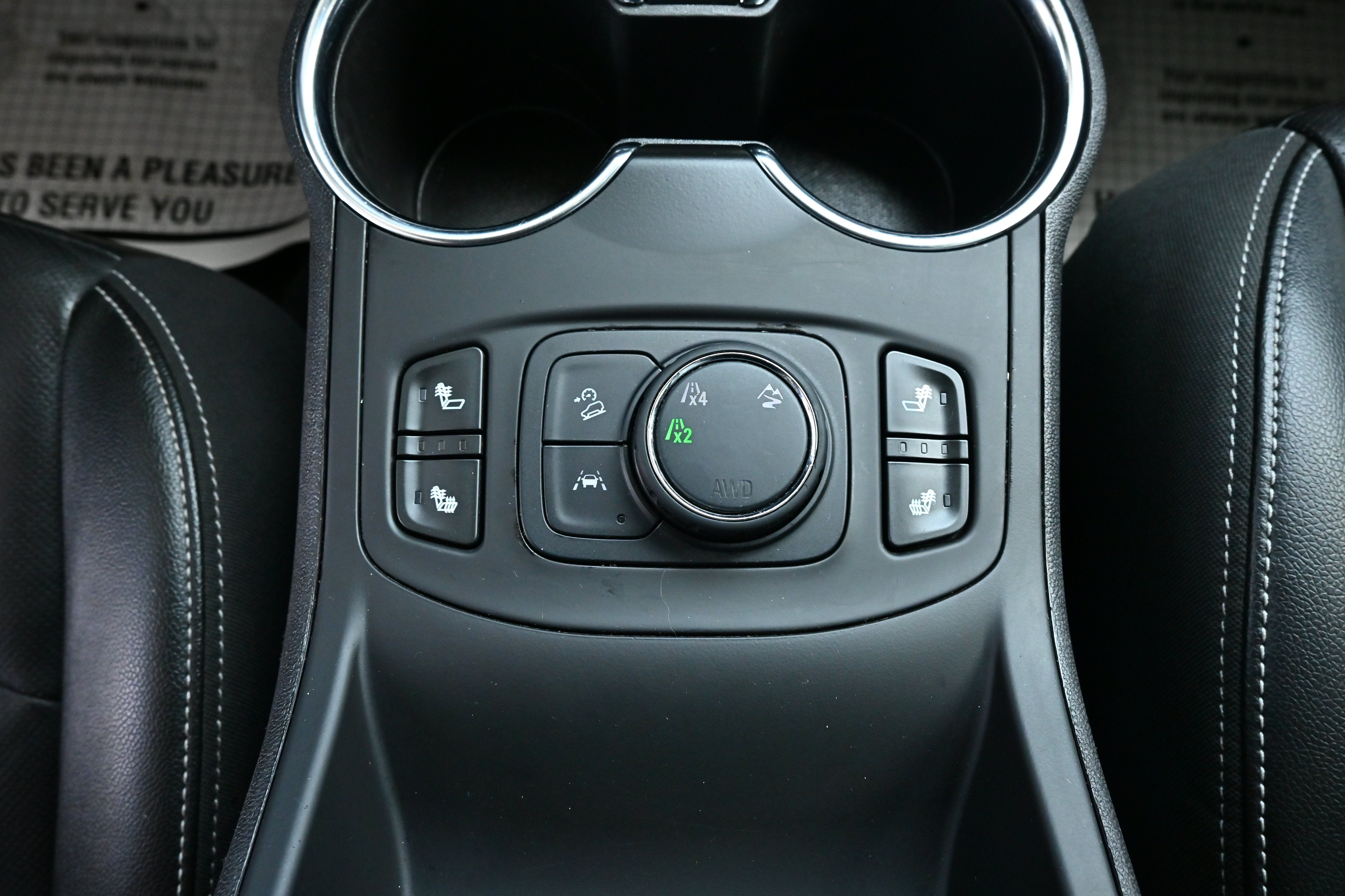 Used 2024 GMC Terrain SLT AWD/4WD image 23