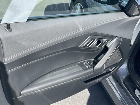 Used 2024 BMW Z4 sDrive30i w/ Convenience Package image 17