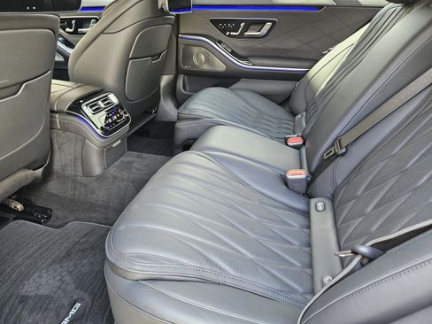 Used 2024 Mercedes-Benz S 63 AMG S image 21