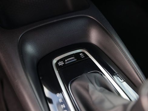 Used 2024 Toyota Corolla SE image 28