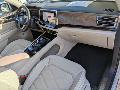 New 2026 Volkswagen Atlas SE AWD/4WD image 38