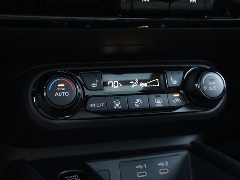 New 2026 Nissan Kicks SV w/ SV Premium Package image 16