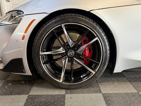 Used 2021 Toyota Supra Premium RWD image 27