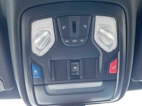 Used 2023 RAM 1500 Big Horn image 32