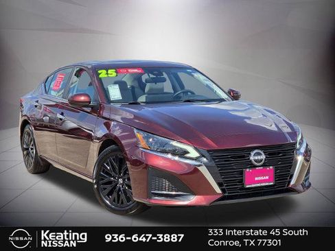 Certified 2025 Nissan Altima 2.5 SV w/ SV Special Edition Package FWD image 3