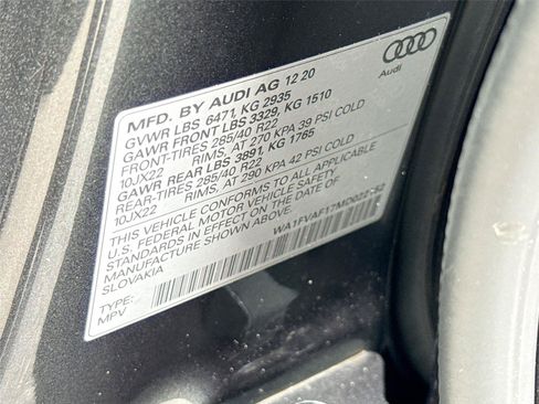 Used 2021 Audi Q8 Prestige AWD/4WD image 34