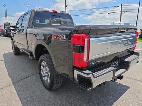Used 2024 Ford F350 King Ranch w/ Chrome Package AWD/4WD image 4