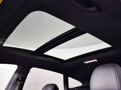 Used 2018 BMW 640i Gran Turismo xDrive w/ M Sport Package image 47