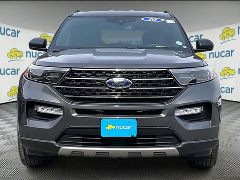 Used 2020 Ford Explorer XLT w/ Equipment Group 202A image 2